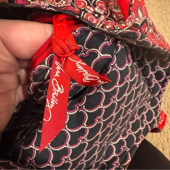 Rare Vera Bradley Tote Bag Retired Frankly Scarlet Red Black Paisley Pattern - Picture 8 of 9